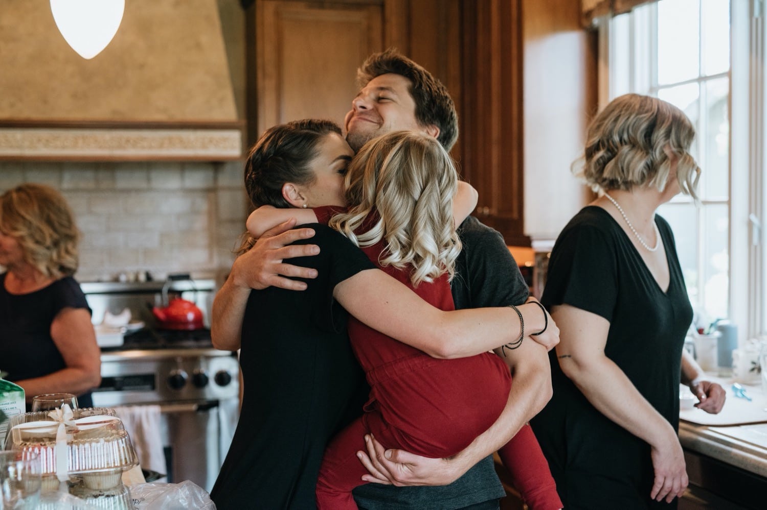 Family group hug 